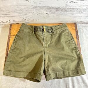 Lauren Ralph Lauren Shorts 2 petite green